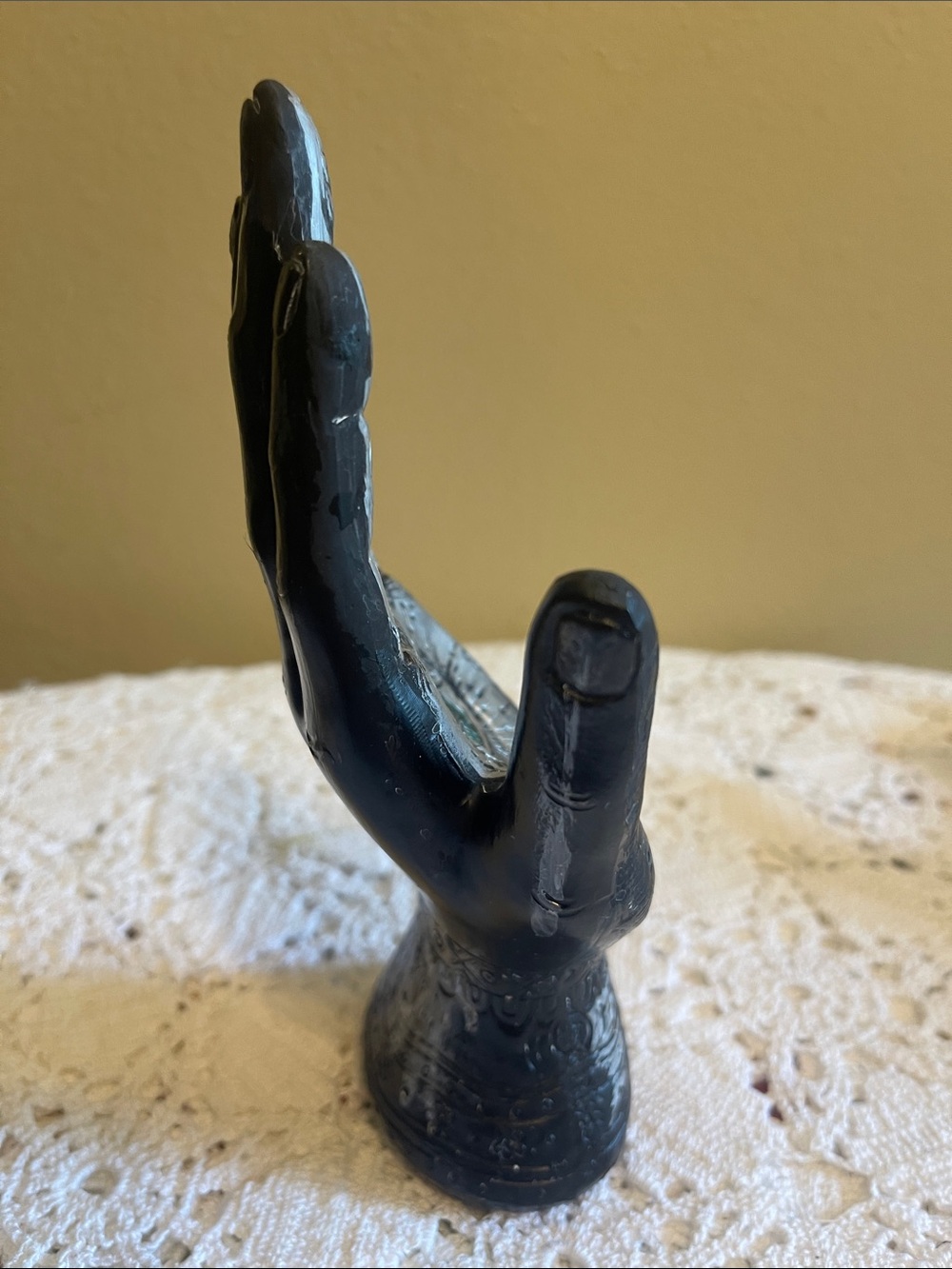Decorative Hand Palm Statues with All-Seeing Eye — Black & Cream Halloween - Picture 7 of 9